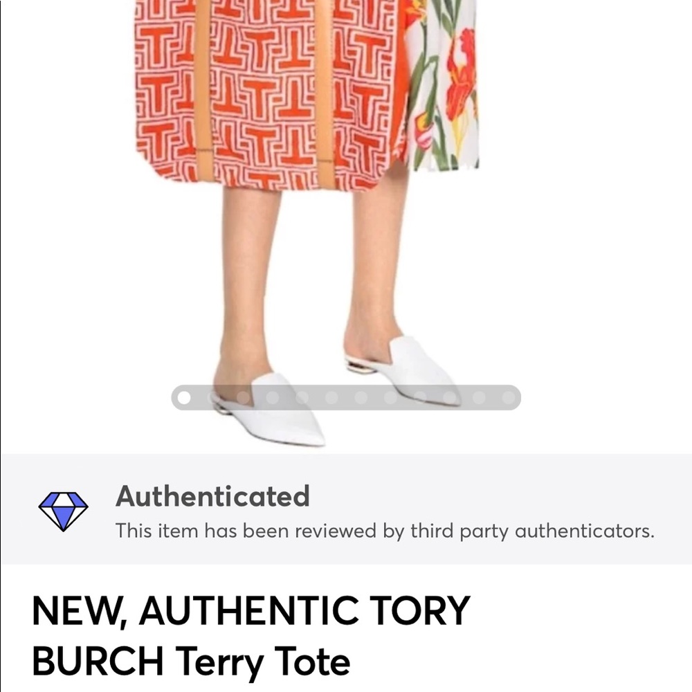 SOLD!!! NEW, AUTHENTICATED TORY BURCH Terry Tote - Picture 4 of 8